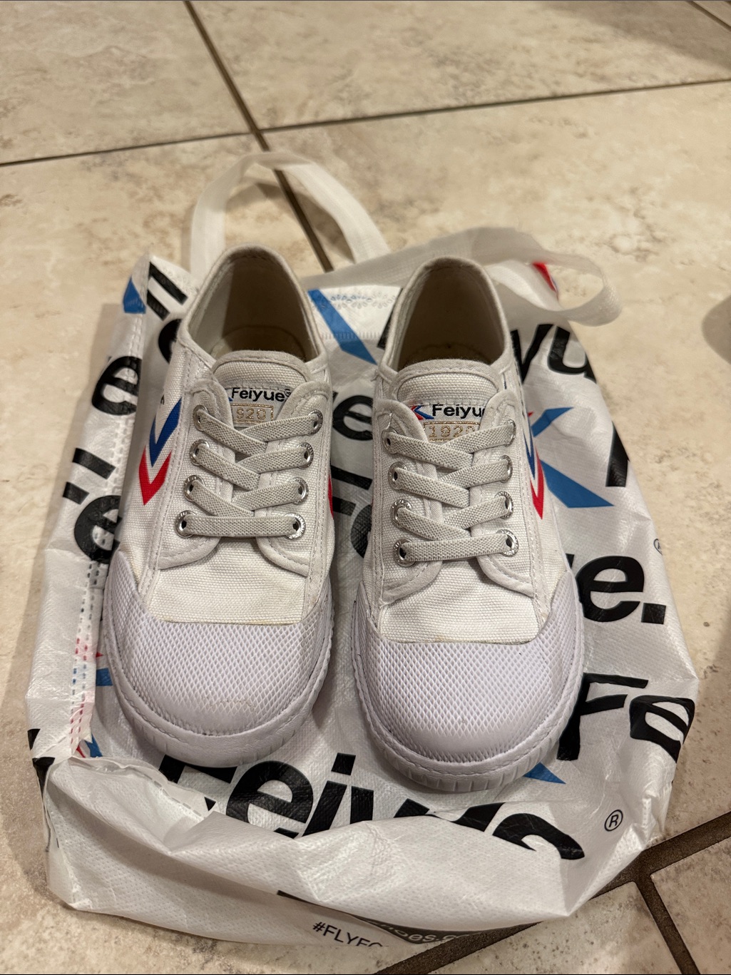 Feiyue Kids White Canvas Sneakers With Red & Blue Accents Size 1